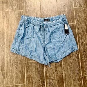 FINAL PRICE - NWT Volcom chambray shorts☀️